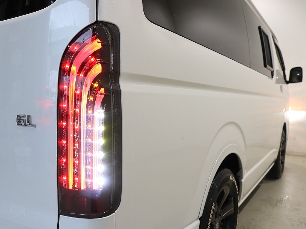 トヨタ ハイエース(50枚目)