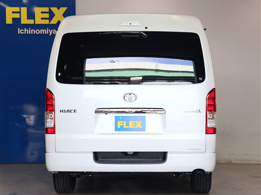 トヨタ ハイエースバン(16枚目)