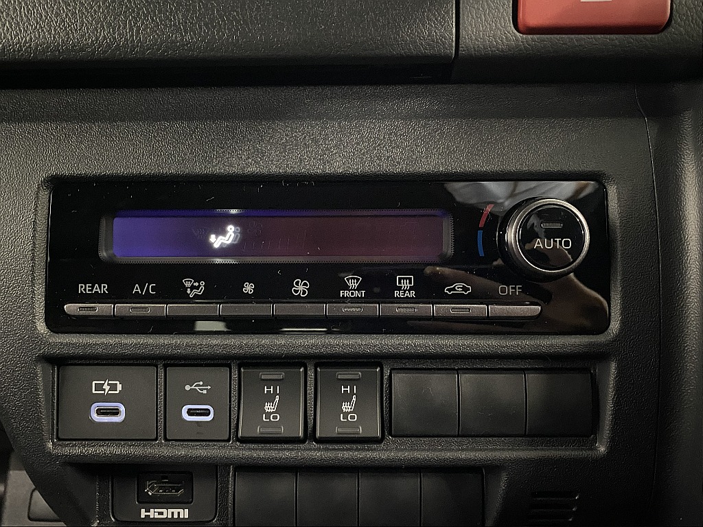 トヨタ ハイエースバン(30枚目)