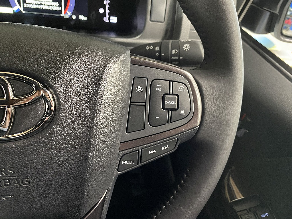 トヨタ ハイエースバン(35枚目)