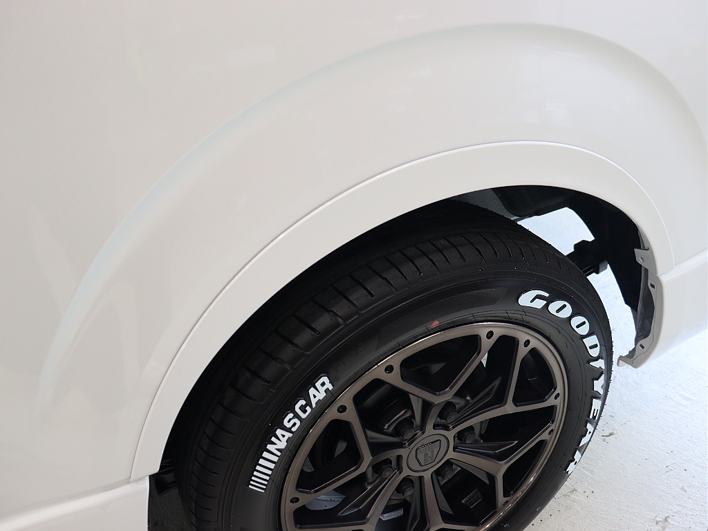 トヨタ ハイエースバン(41枚目)