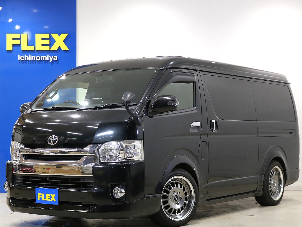 トヨタ ハイエース(1枚目)