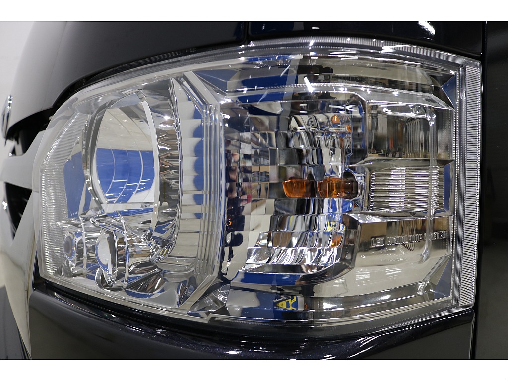 トヨタ ハイエースバン(53枚目)