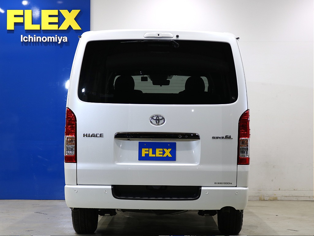 トヨタ ハイエースバン(17枚目)