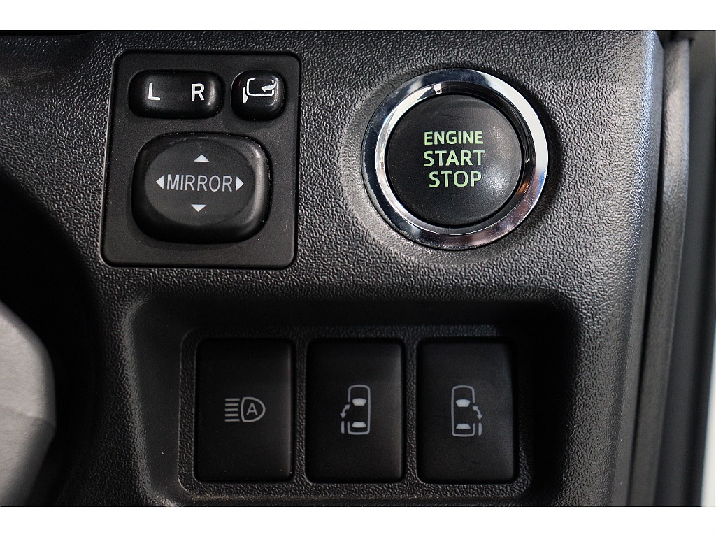 トヨタ ハイエースバン(36枚目)