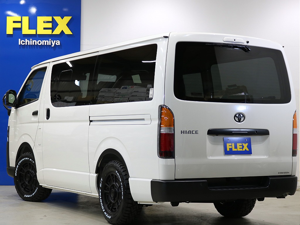 トヨタエンブレム前後 マットブラック塗装