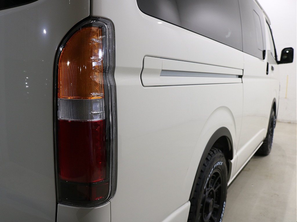 FLEX クラシックLEDテールランプ