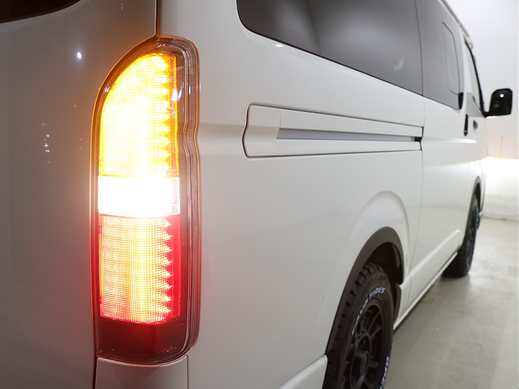 FLEX クラシックLEDテールランプ