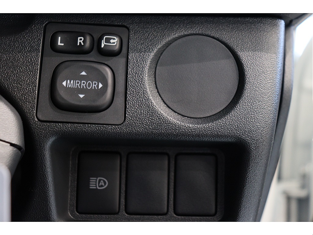 トヨタ ハイエースバン(39枚目)