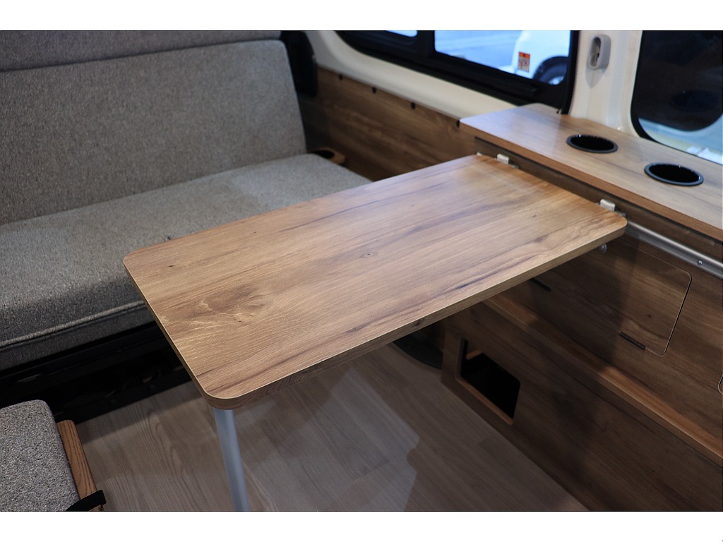 スライドレール付き 壁掛けテーブル