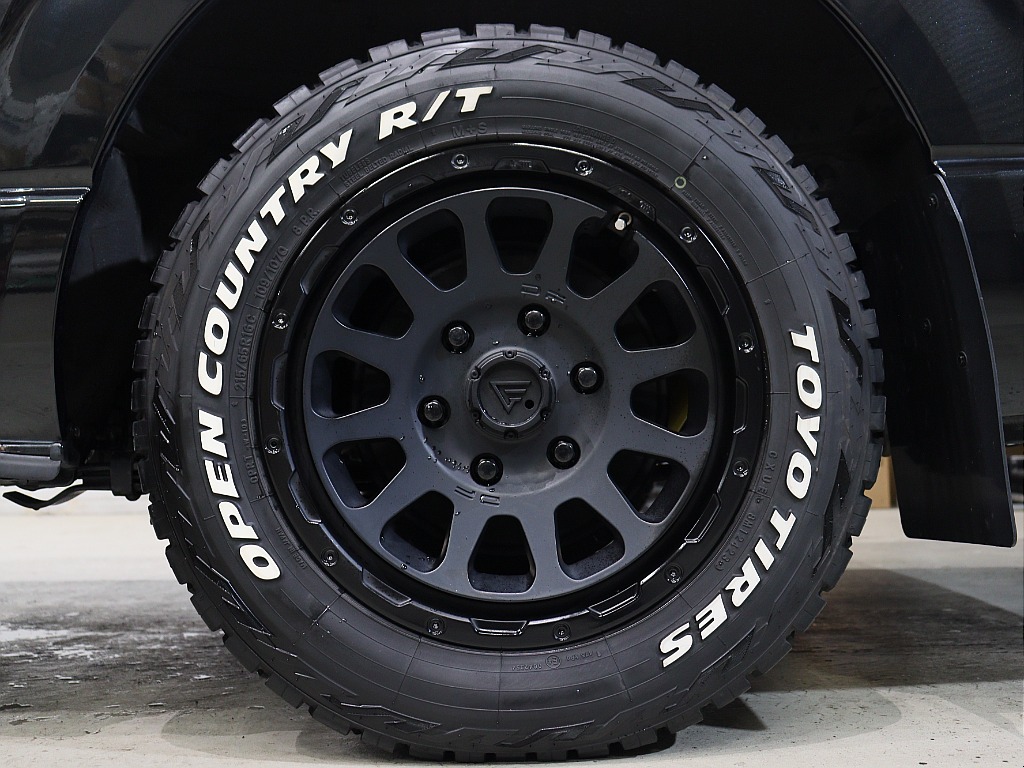 トヨタ ハイエースバン(22枚目)