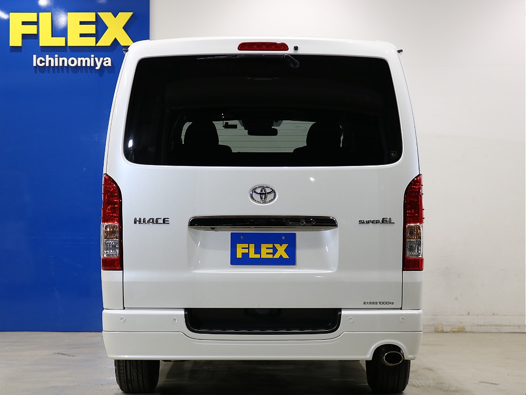 トヨタ ハイエースバン(17枚目)