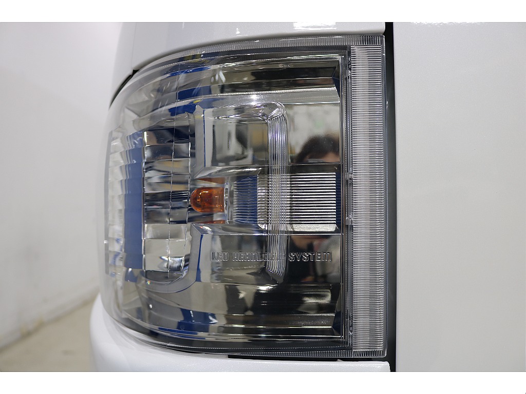 トヨタ ハイエースバン(55枚目)