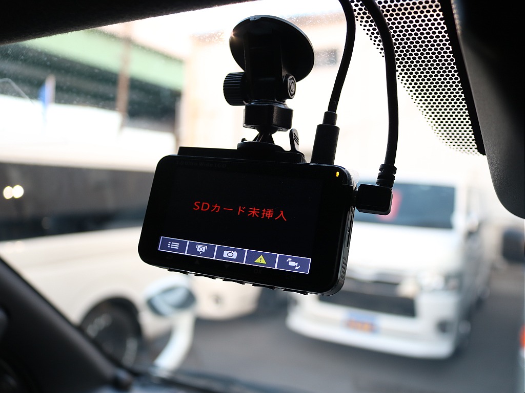 ドライブレコーダー