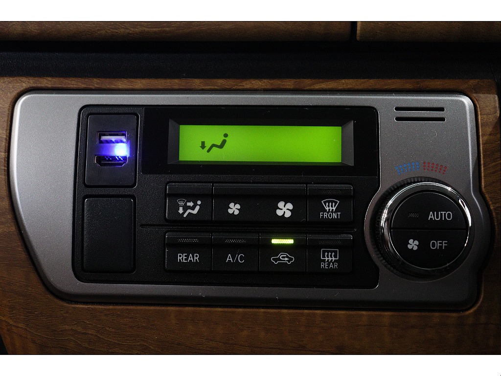 トヨタ ハイエースバン(31枚目)