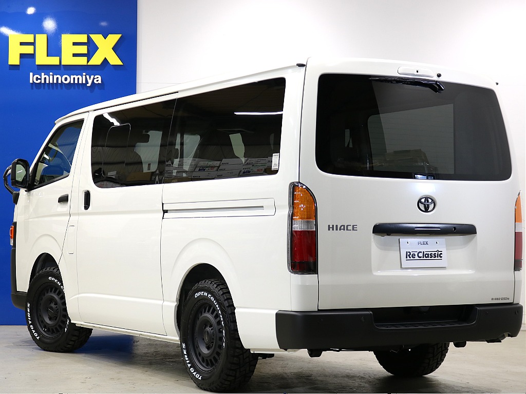 トヨタ ハイエースバン(14枚目)