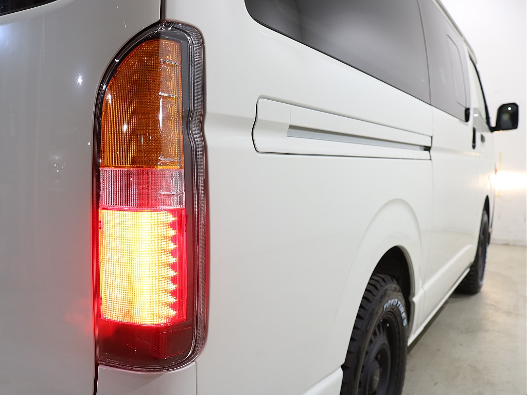 トヨタ ハイエースバン(21枚目)