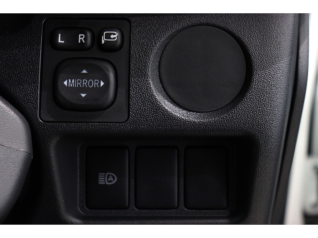 トヨタ ハイエースバン(40枚目)