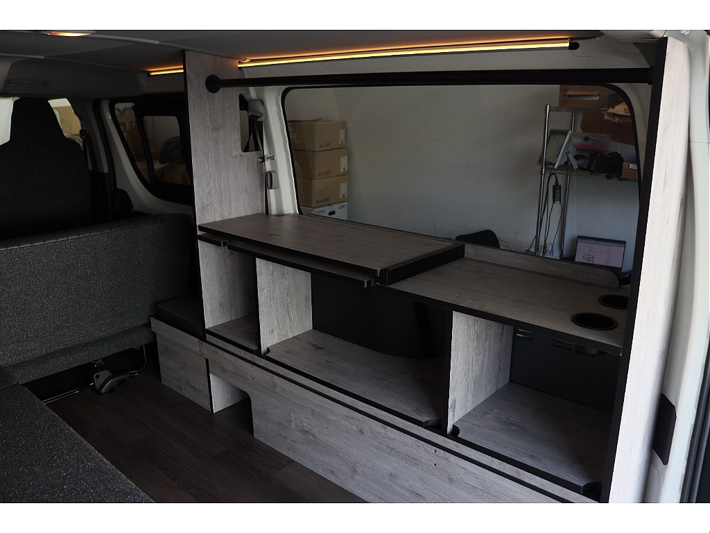 トヨタ ハイエースバン(57枚目)