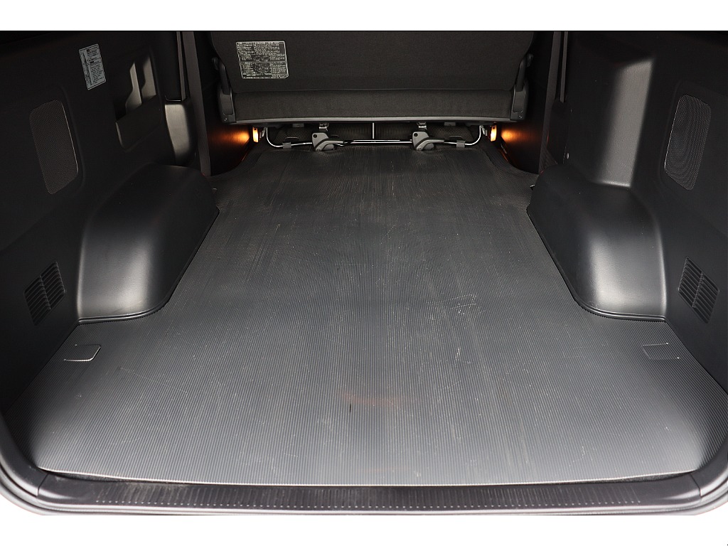 トヨタ ハイエースバン(11枚目)