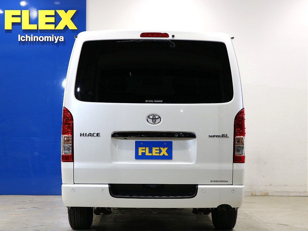 トヨタ ハイエースバン(17枚目)