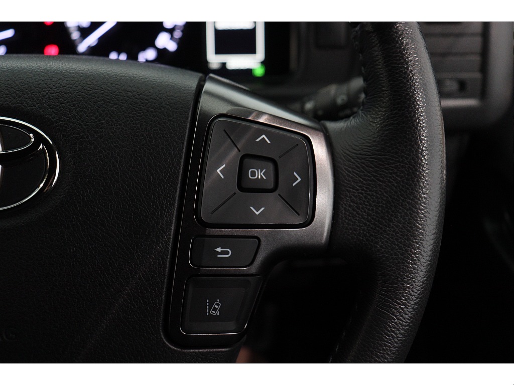 トヨタ ハイエースバン(36枚目)