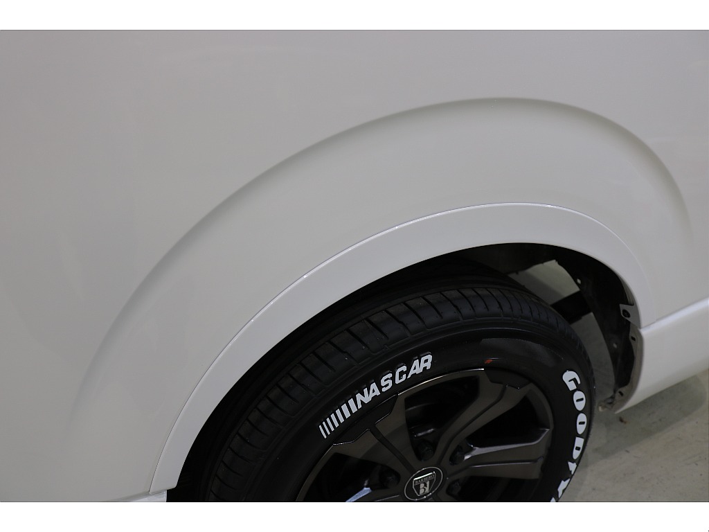 トヨタ ハイエース(46枚目)