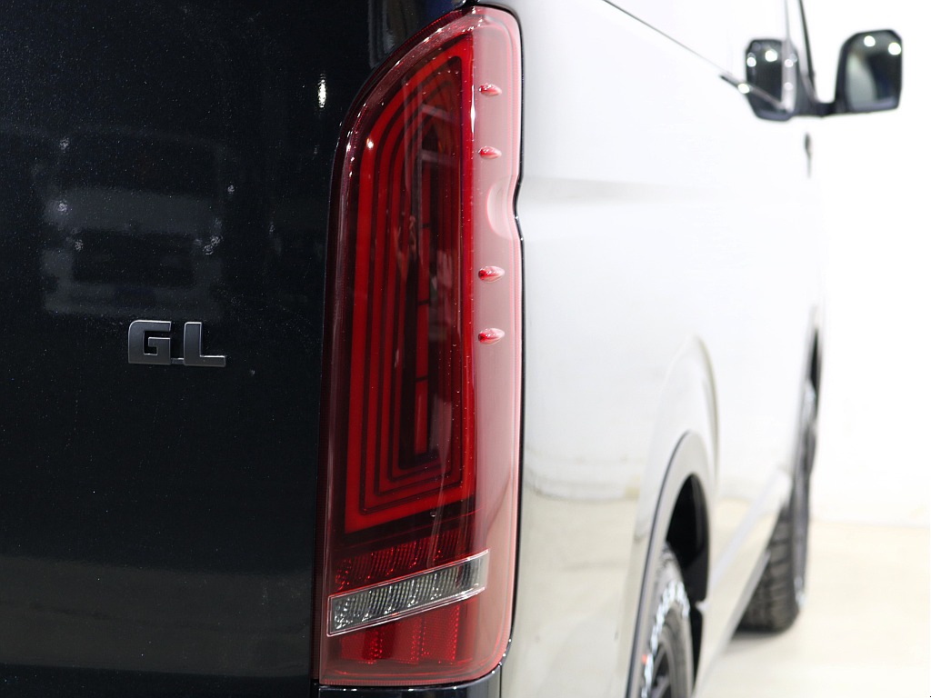 トヨタ ハイエース(12枚目)