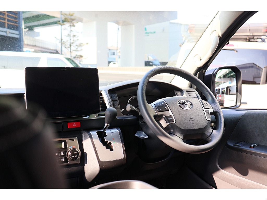 トヨタ ハイエース(21枚目)