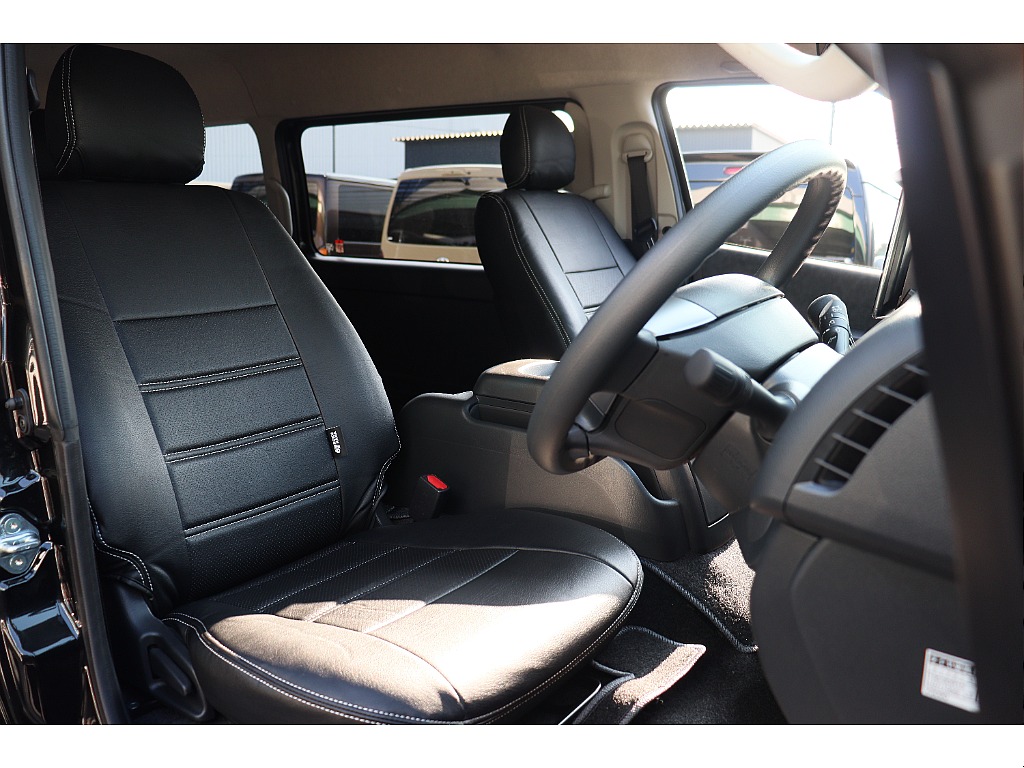 トヨタ ハイエース(22枚目)