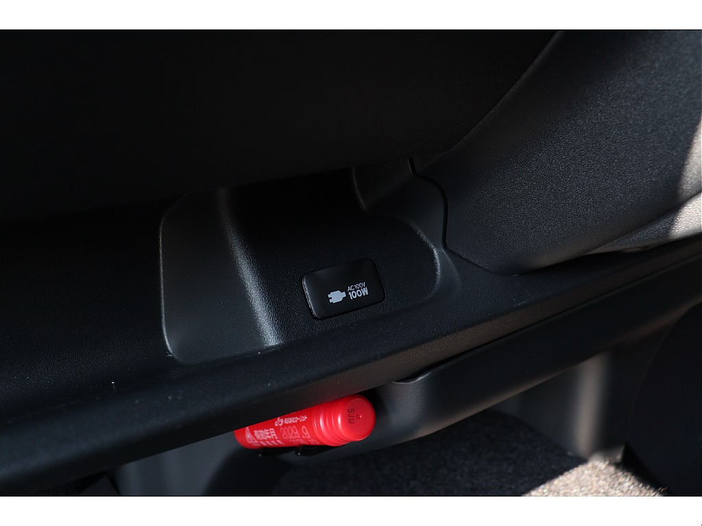 トヨタ ハイエース(31枚目)