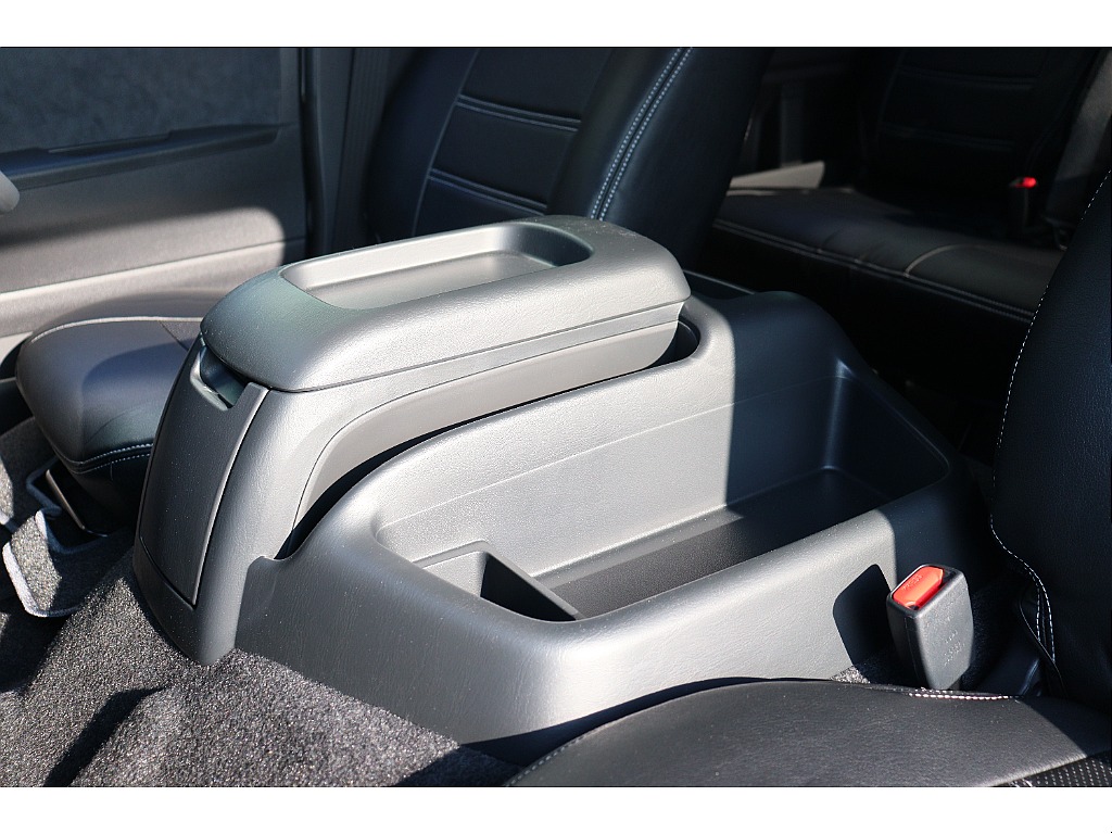 トヨタ ハイエース(32枚目)