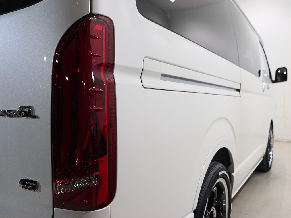 FLEX ラムダLEDテールランプ