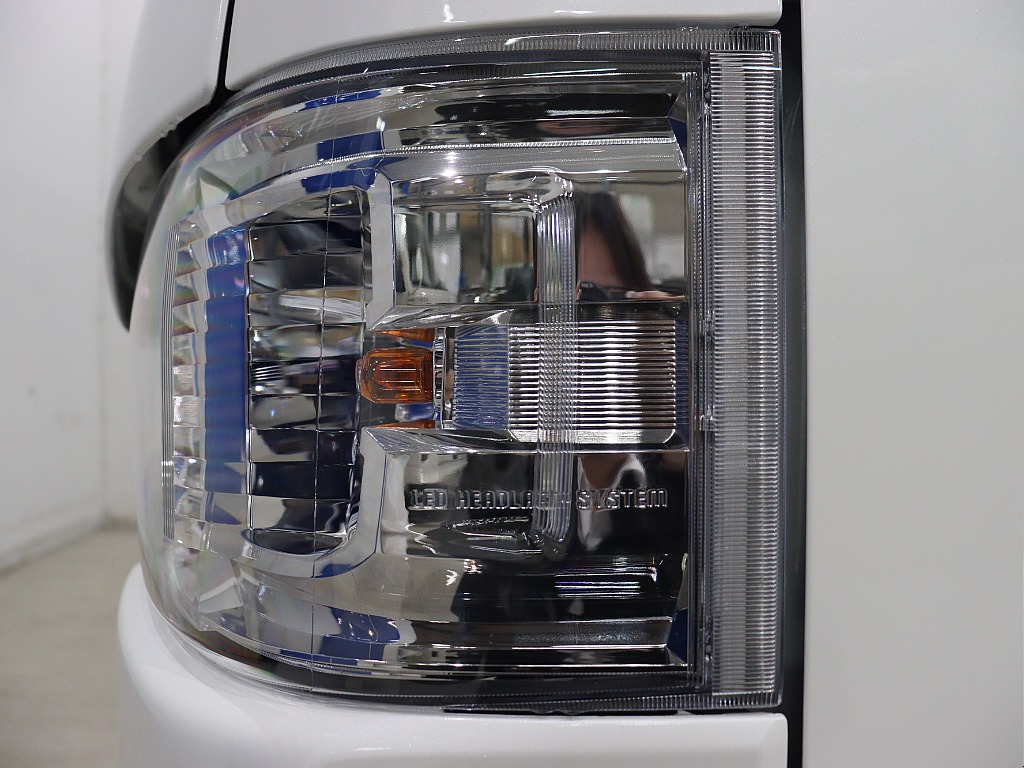 トヨタ ハイエースバン(46枚目)