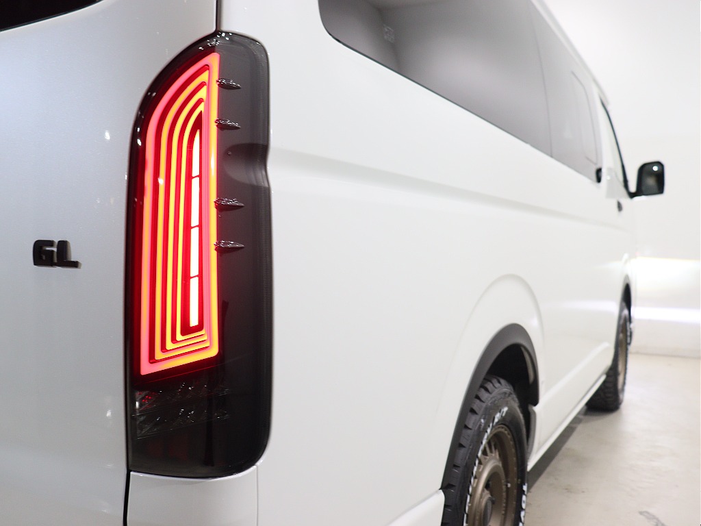 トヨタ ハイエース(18枚目)