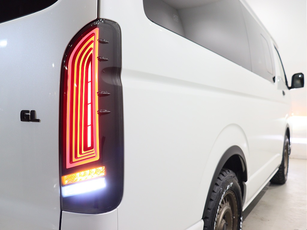 トヨタ ハイエース(20枚目)