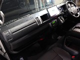 トヨタ ハイエース(5枚目)