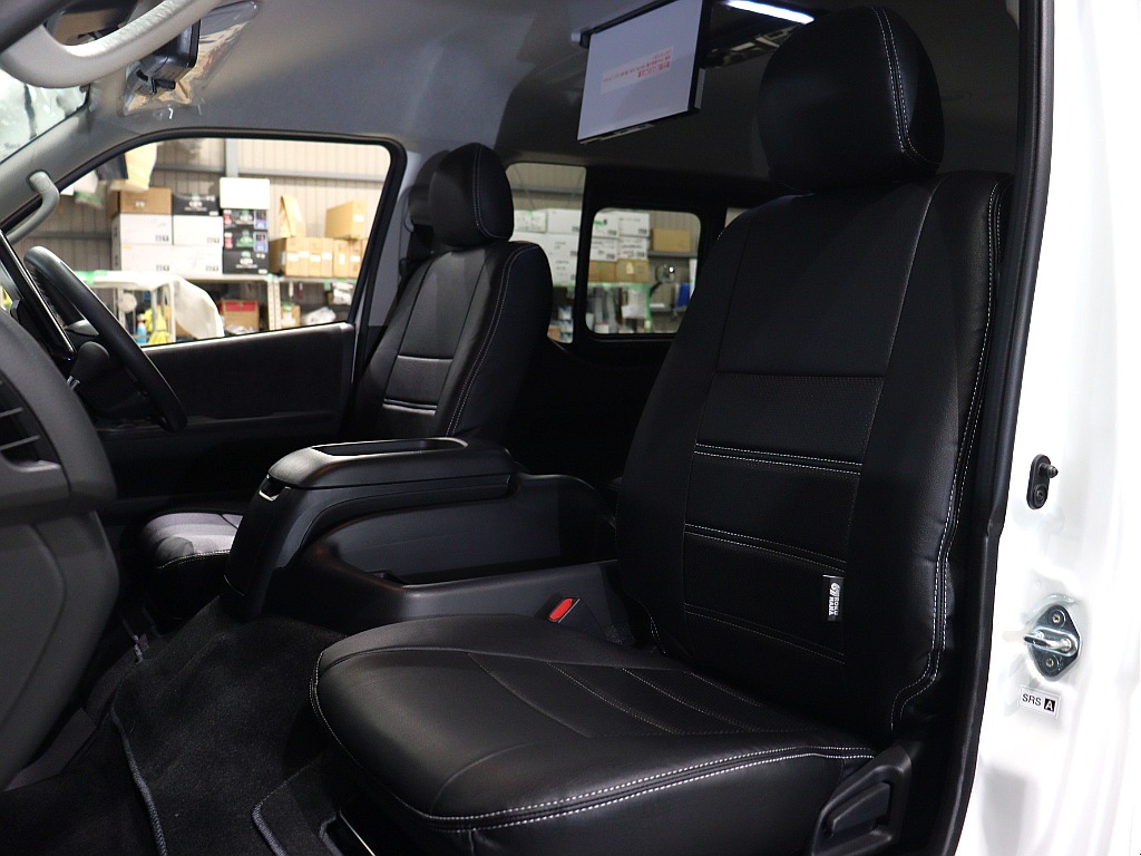 トヨタ ハイエース(6枚目)