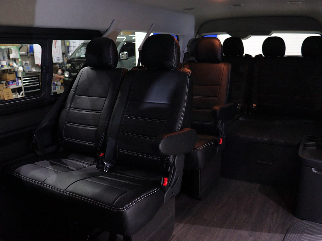 トヨタ ハイエース(8枚目)