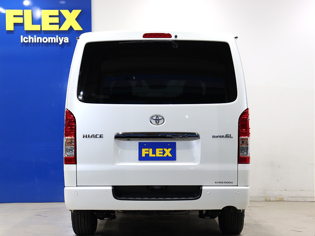 トヨタ ハイエースバン(16枚目)