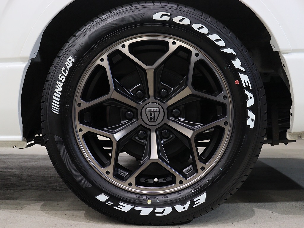 トヨタ ハイエースバン(21枚目)