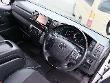トヨタ ハイエースバン(3枚目)