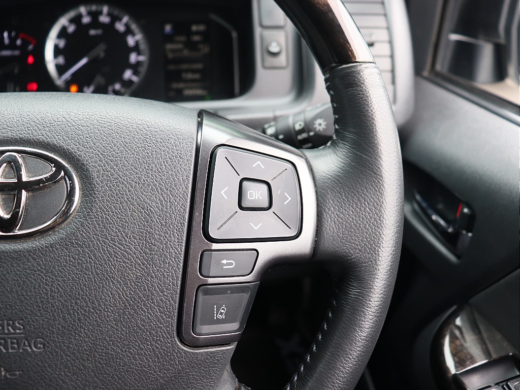 トヨタ ハイエースバン(34枚目)