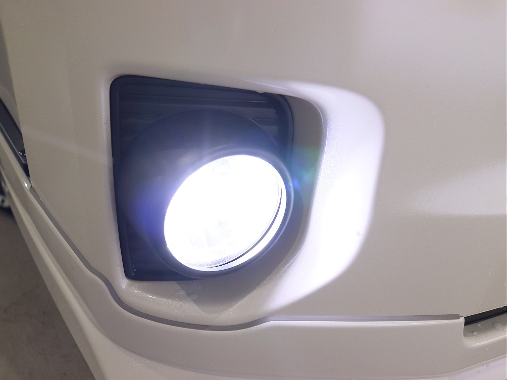 トヨタ ハイエースバン(49枚目)