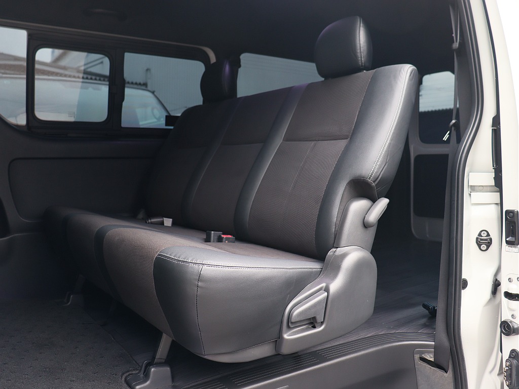 トヨタ ハイエースバン(55枚目)