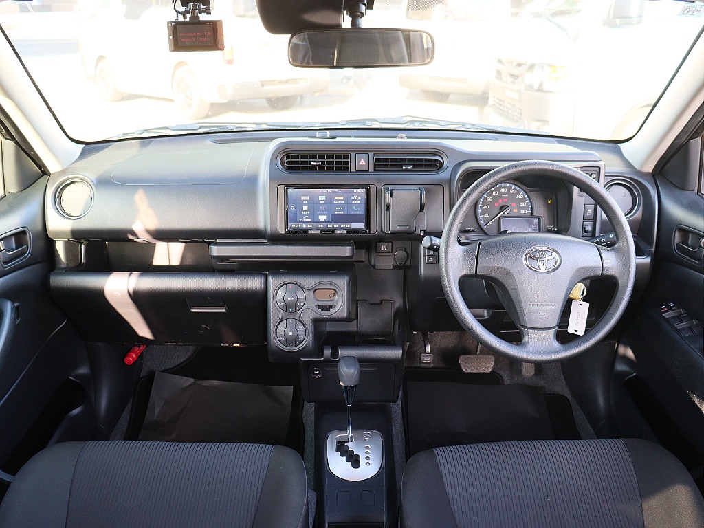 トヨタ プロボックスバン(2枚目)