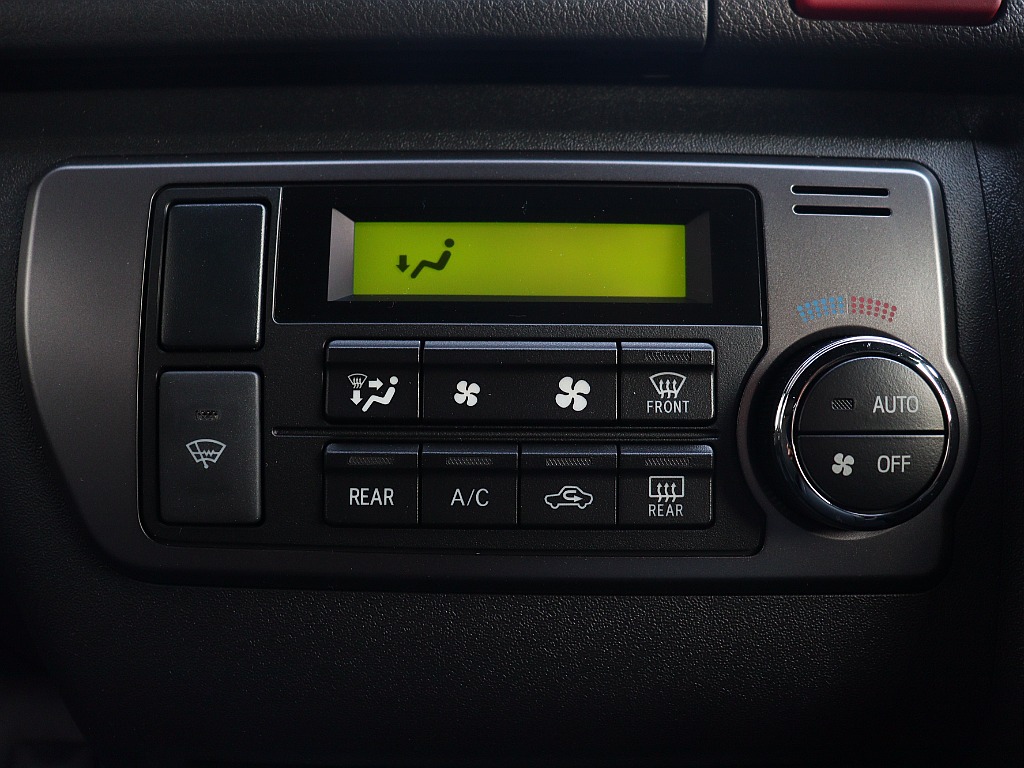 トヨタ ハイエースバン(31枚目)