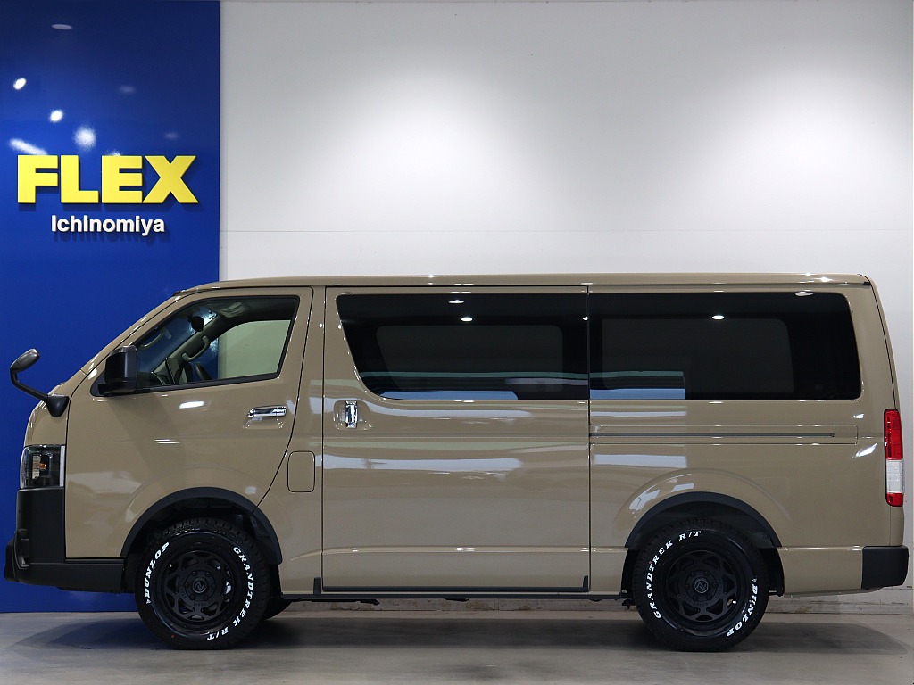 トヨタ ハイエースバン(15枚目)