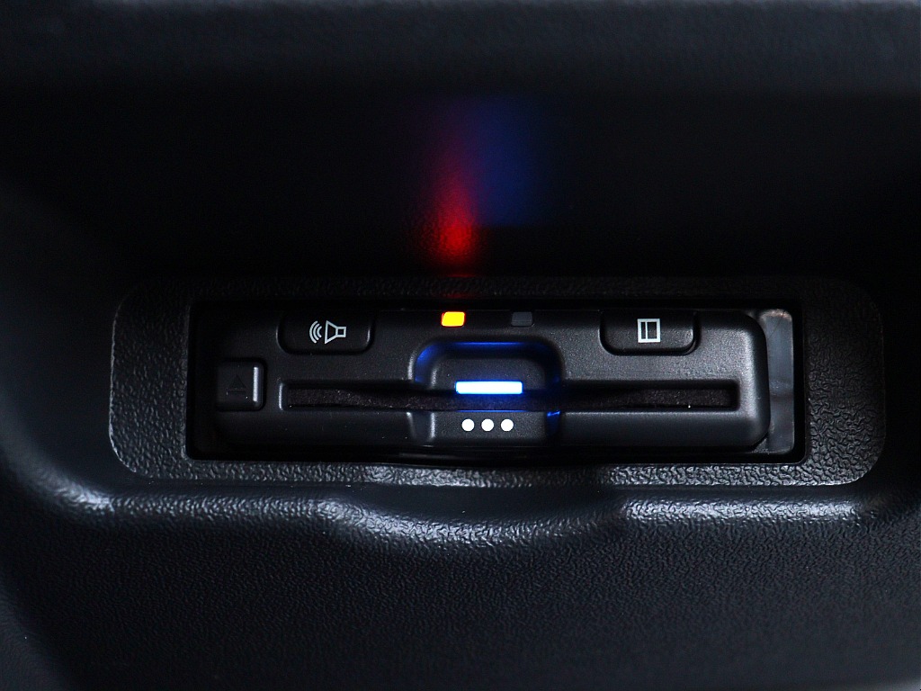 トヨタ ハイエースバン(40枚目)