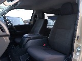 トヨタ ハイエースバン(6枚目)